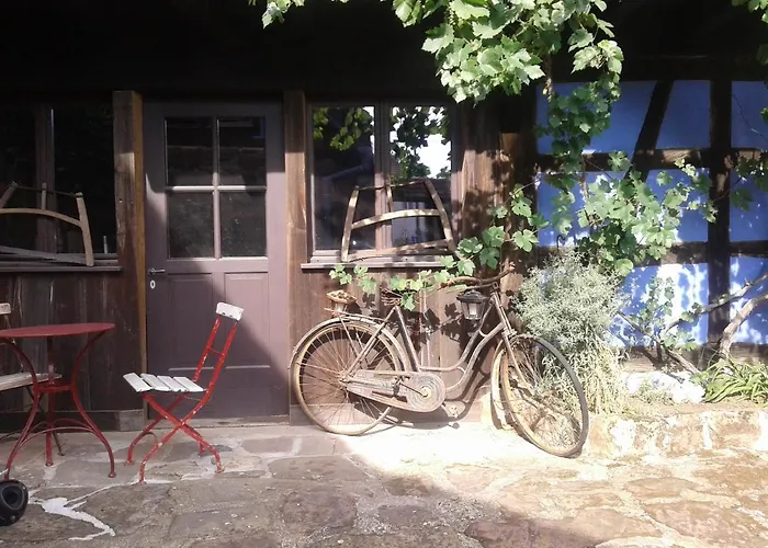 Aux Temps D'avant לינה וארוחת בוקר